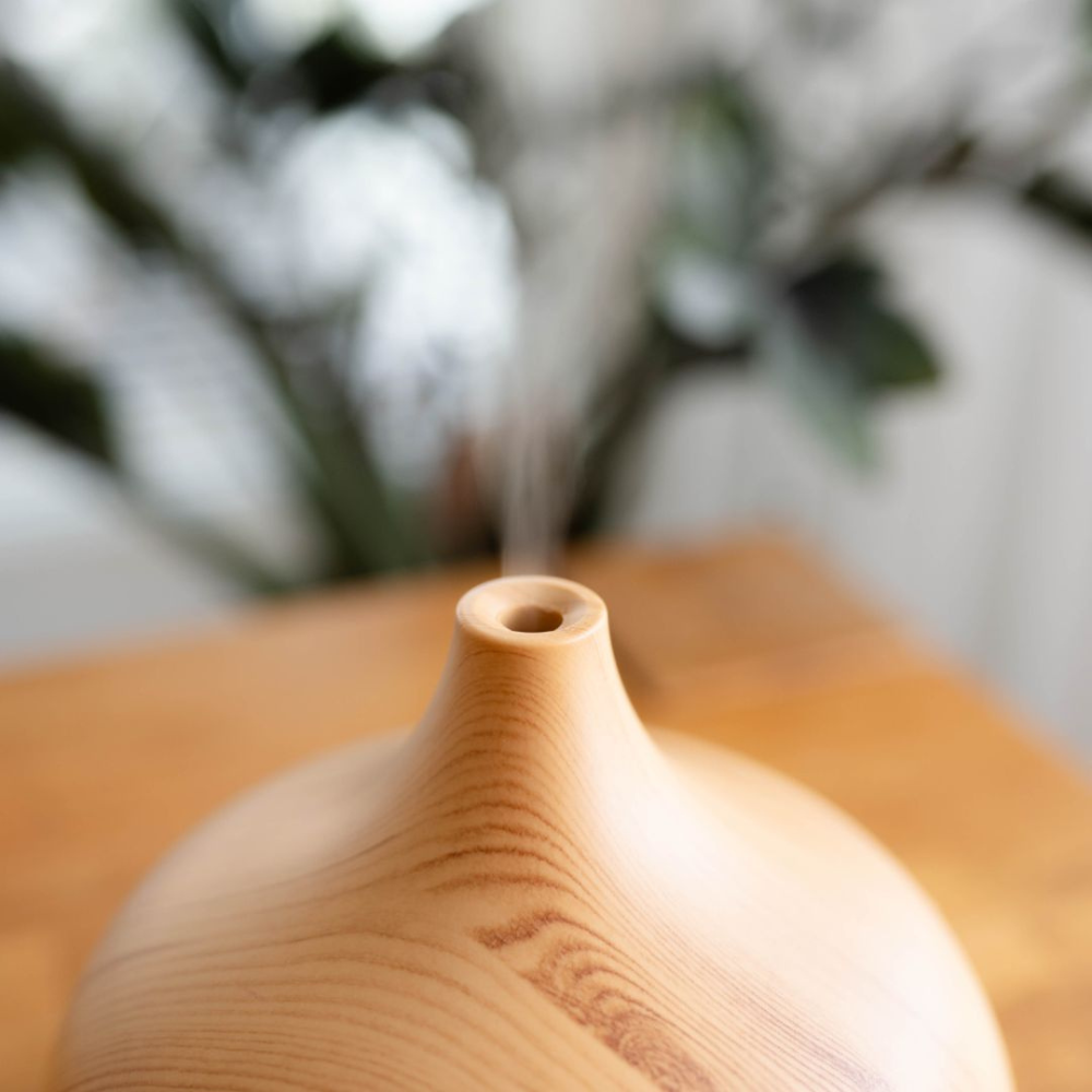 Aromora™ | Aroma Diffuser in Holzoptik