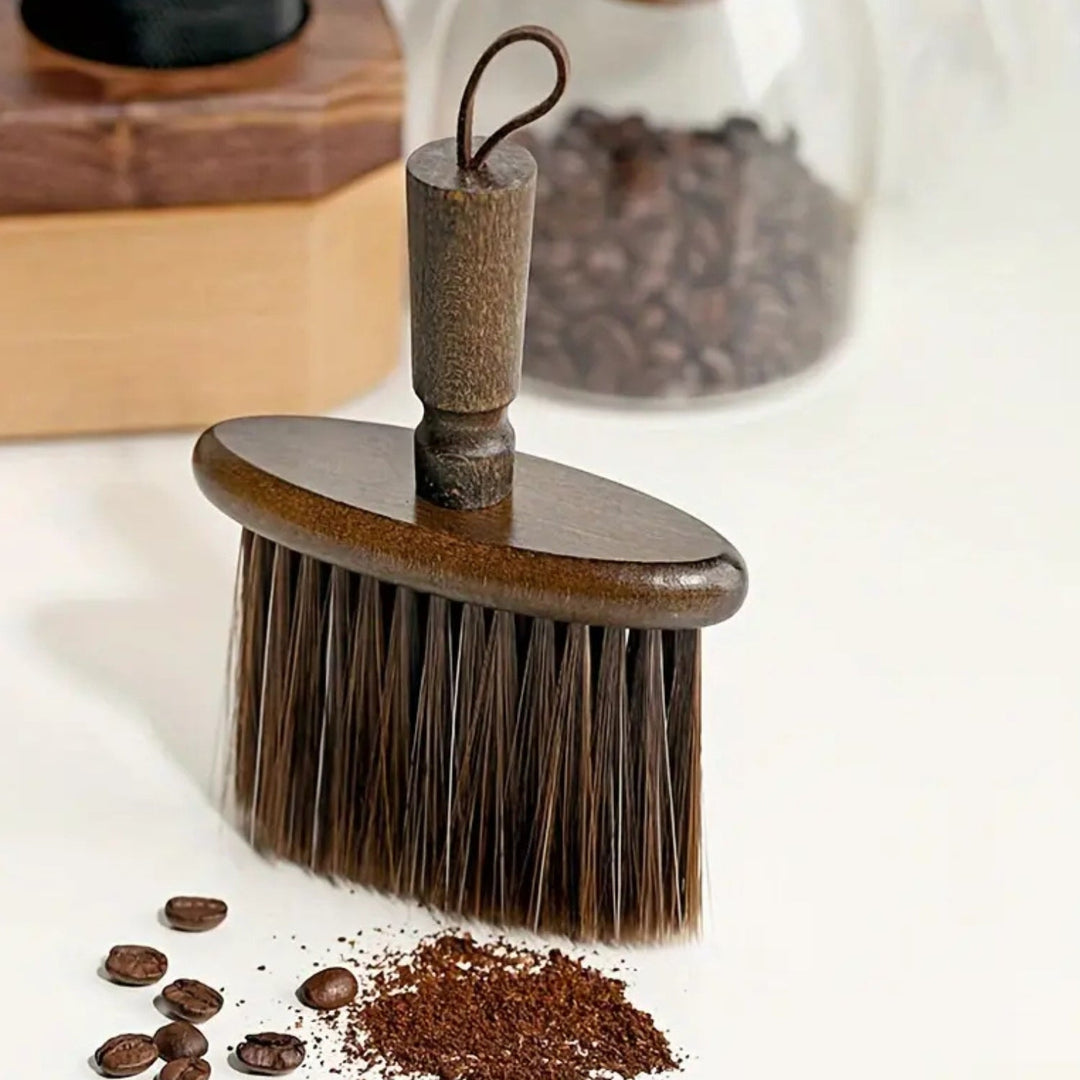 Reinigungsbürste aus Buchenholz für die Kaffeeecke