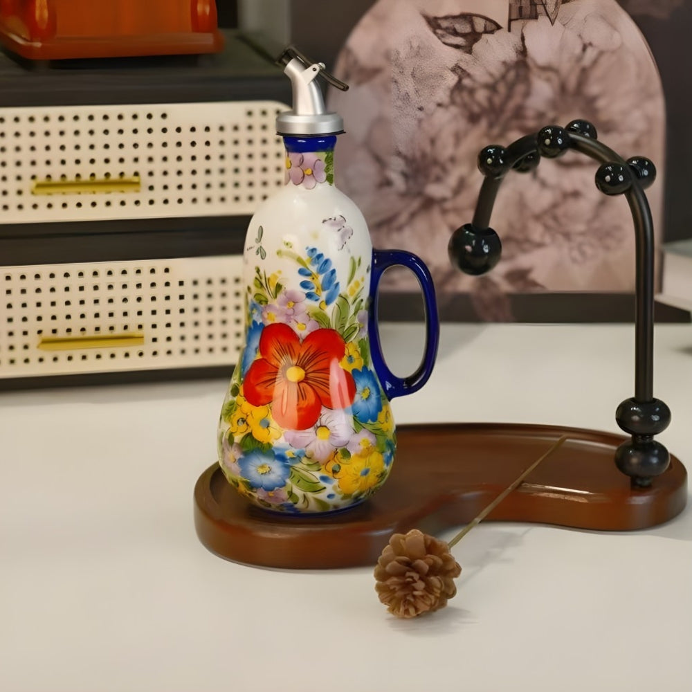 Ölflasche aus Keramik mit floralem Dekor