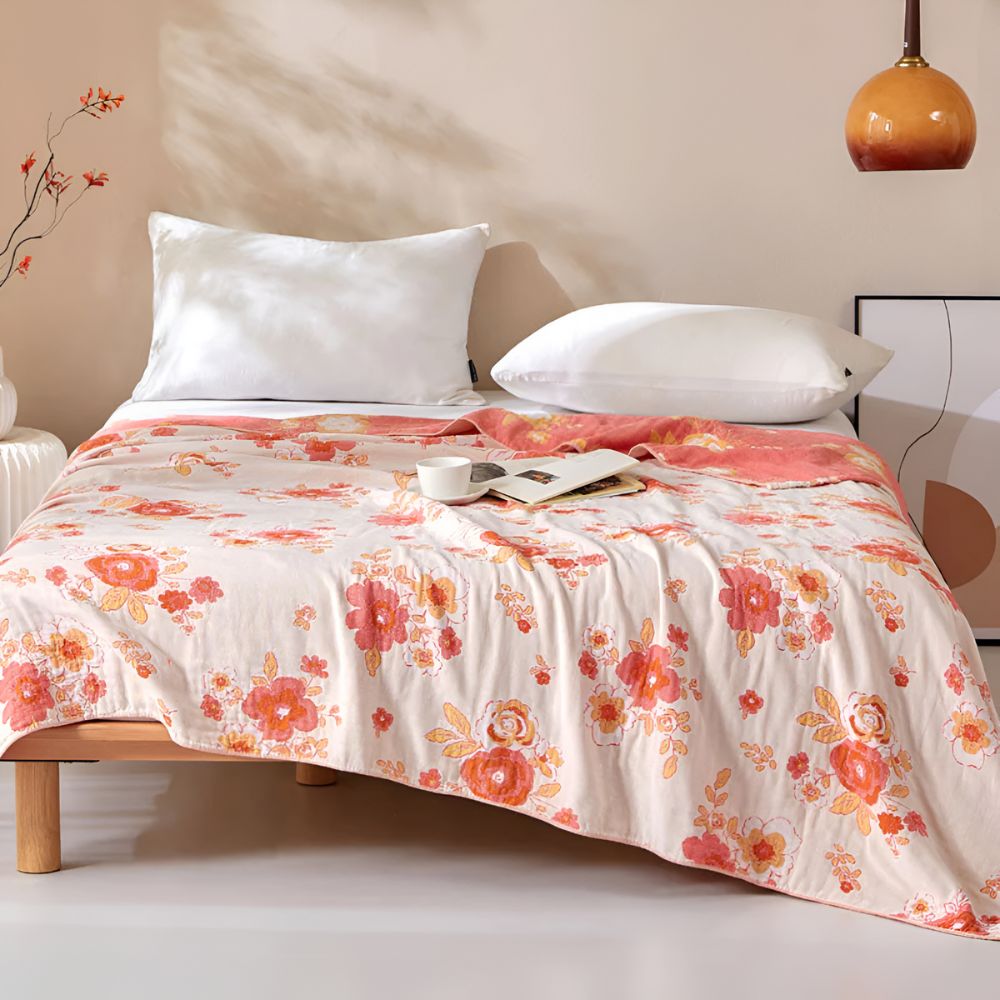 Baumwoll-Musselin-Decke mit rosafarbenem Blumenmuster