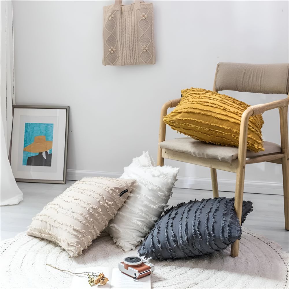 Boho-Kissenhülle mit Stickerei und Fransen 45 x 45 cm