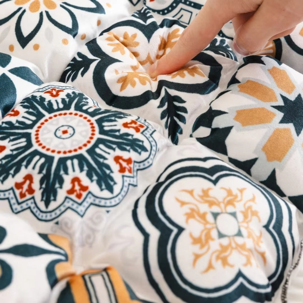 Gesteppte Sofadecke mit Boho-Muster