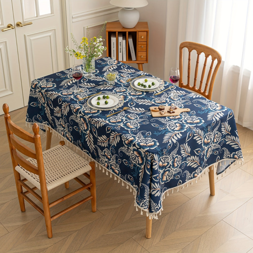 Boho-Tischdecke mit Blumen und Fransen