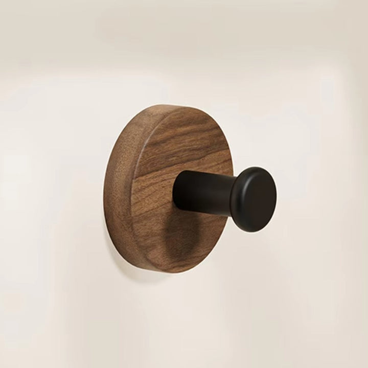 Runder selbstklebender Holzhaken