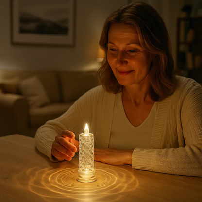 Flammenlose LED Kerze „Crystal Pillar“ – Batteriebetrieben & Warmweiß, Dekokerze 18 cm mit Realistischem Flackern