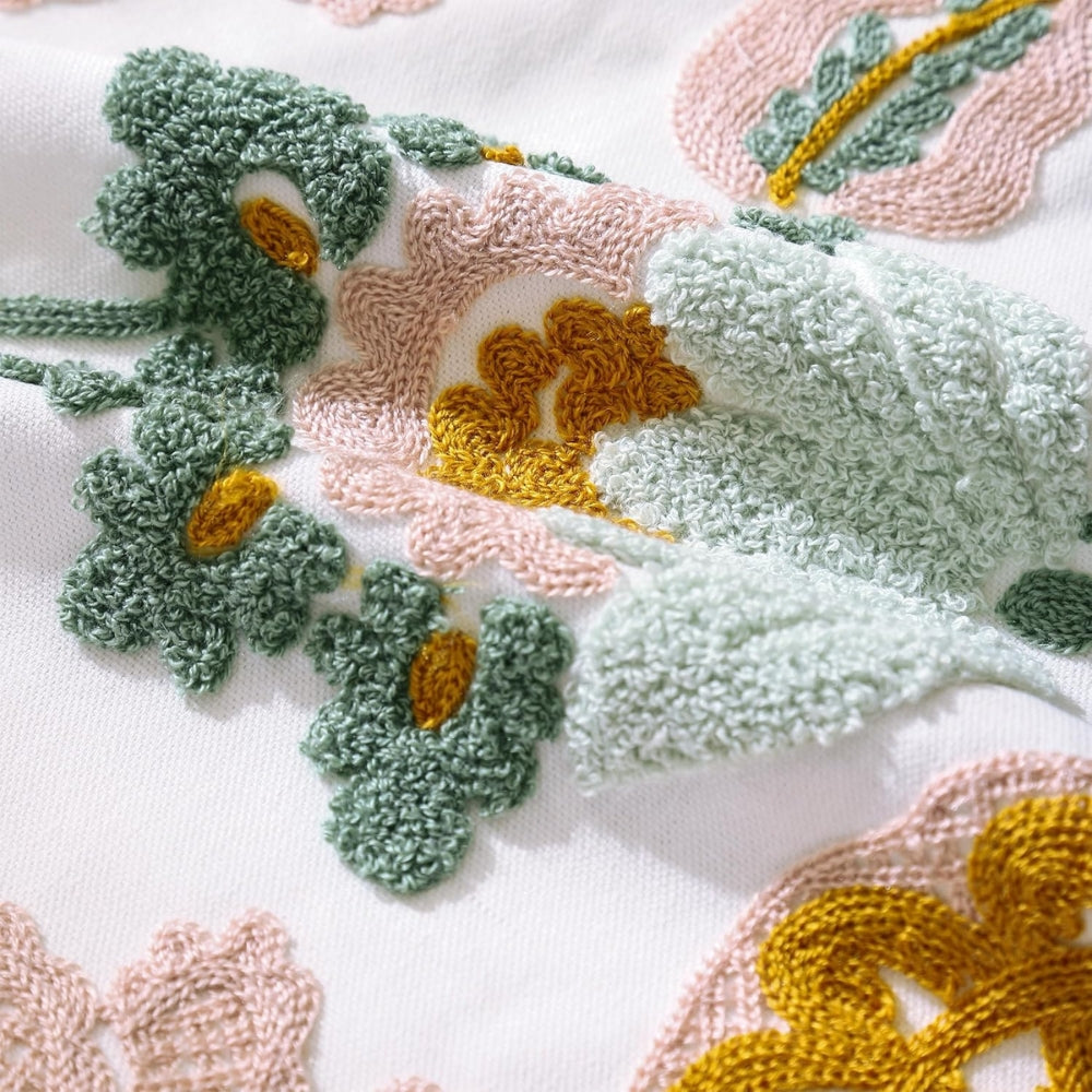 Bestickter Kissenbezug mit Blumen 45 x 45 cm