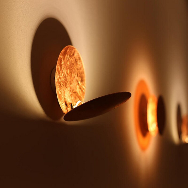 Auraflex™ | Schwenkbare Gold-LED Wandleuchte