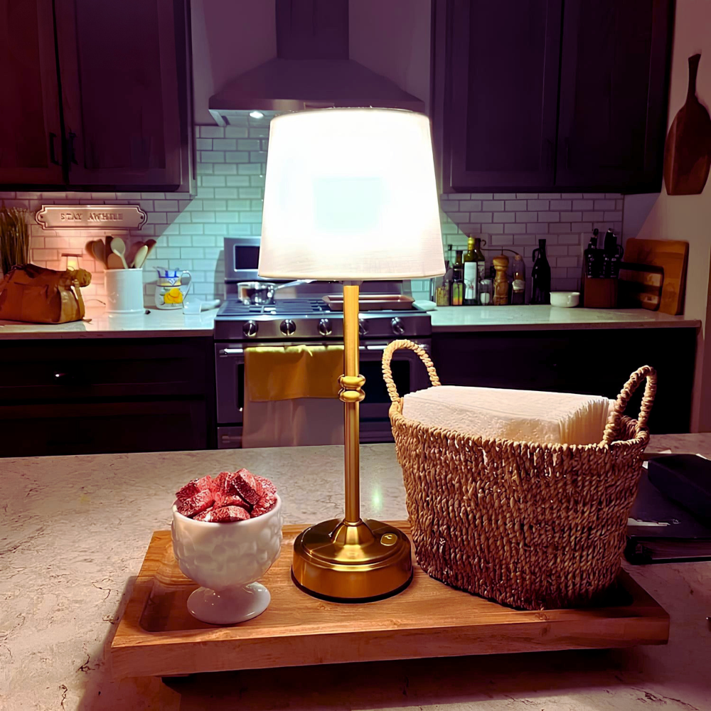 Élégara™ | Metall-Tischlampe mit Stoffschirm