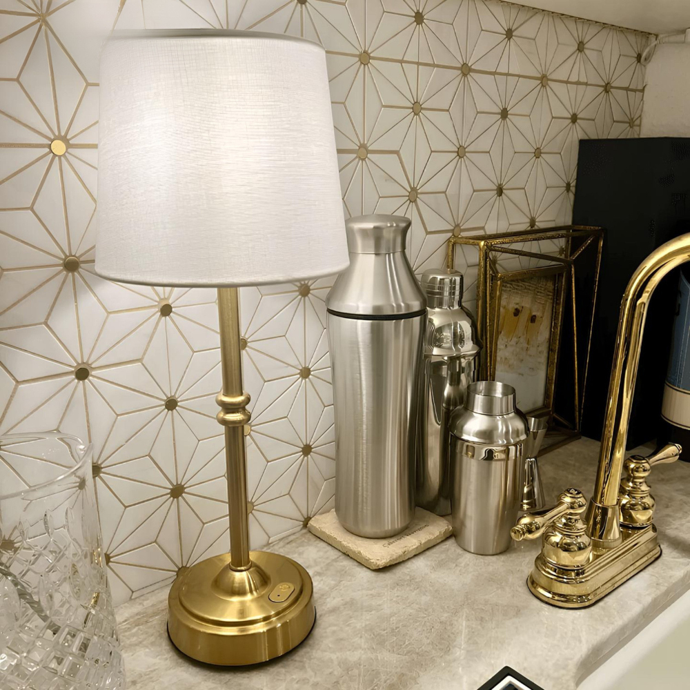 Élégara™ | Metall-Tischlampe mit Stoffschirm