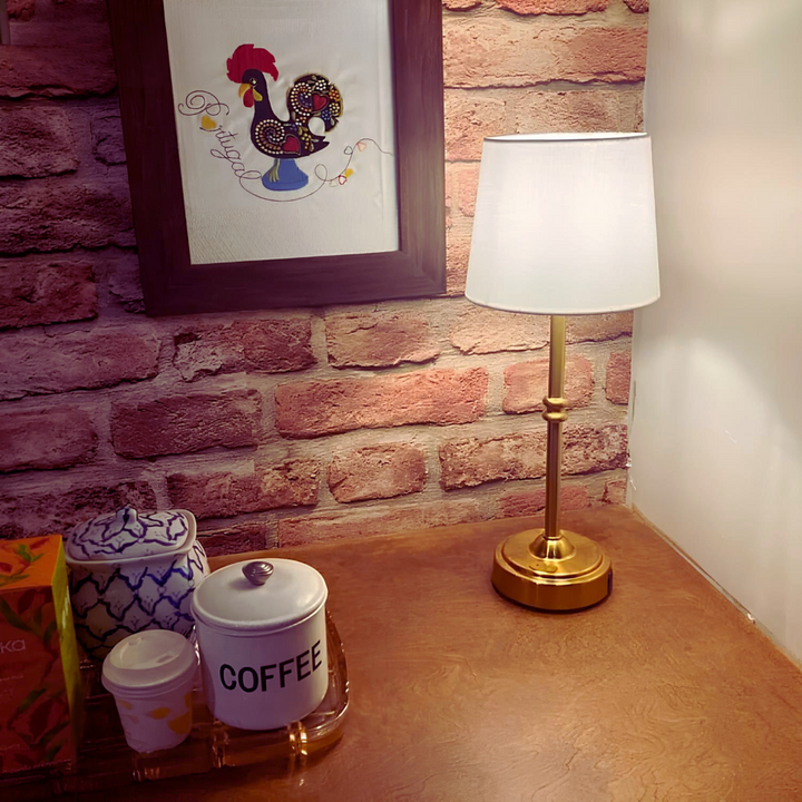 Élégara™ | Metall-Tischlampe mit Stoffschirm