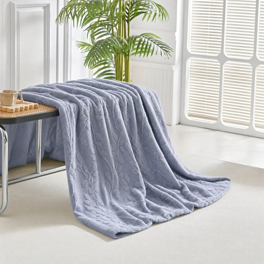 Sherpa-Decke mit Blattmuster