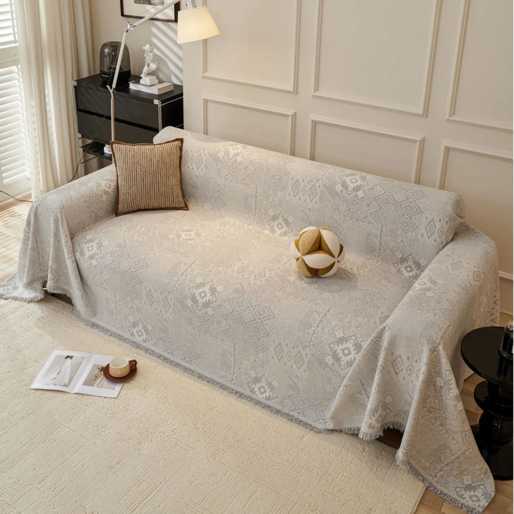 Dicker Chenille-Sofaüberwurf mit Ethno-Muster
