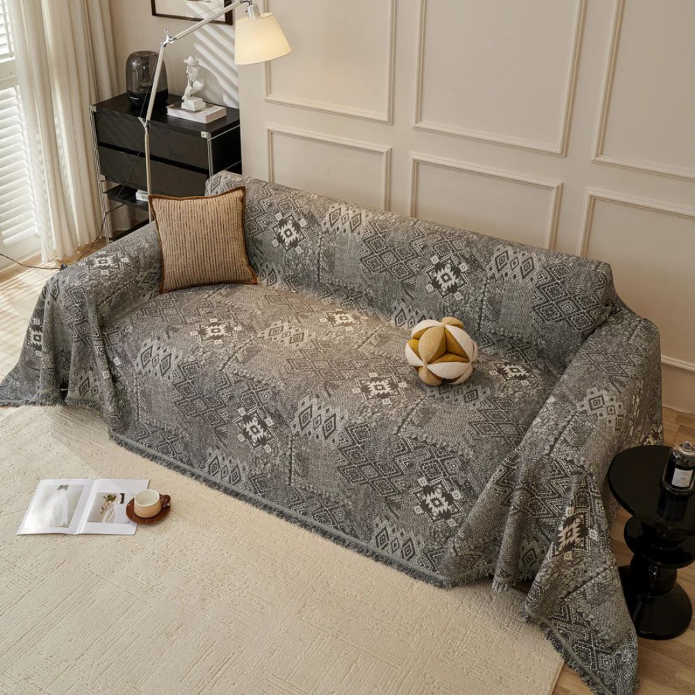 Dicker Chenille-Sofaüberwurf mit Ethno-Muster