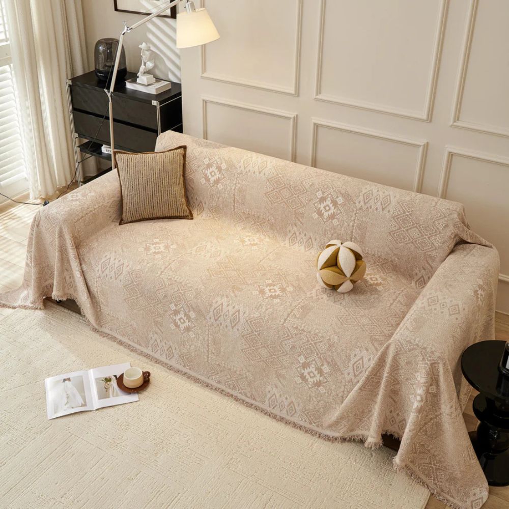 Dicker Chenille-Sofaüberwurf mit Ethno-Muster