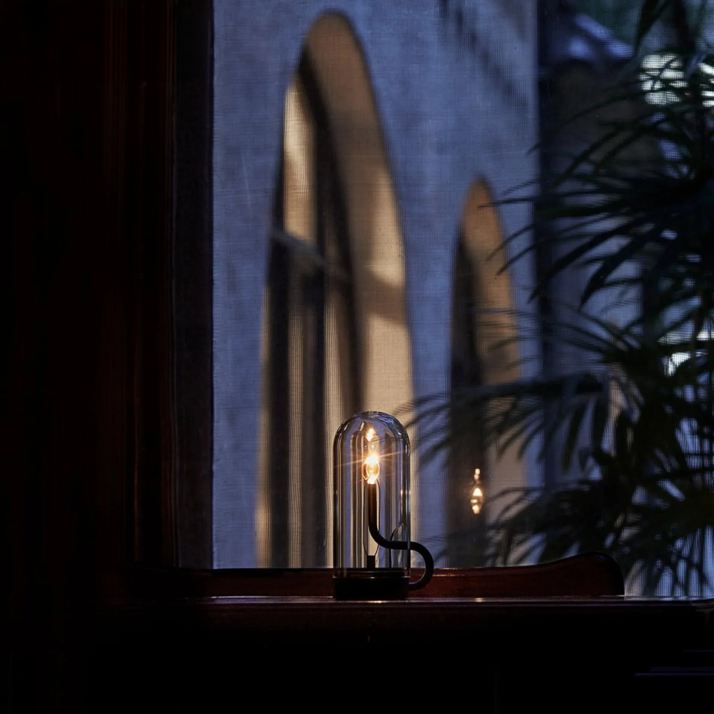 Glasévia™ | Moderne LED-Glas Tischlampe