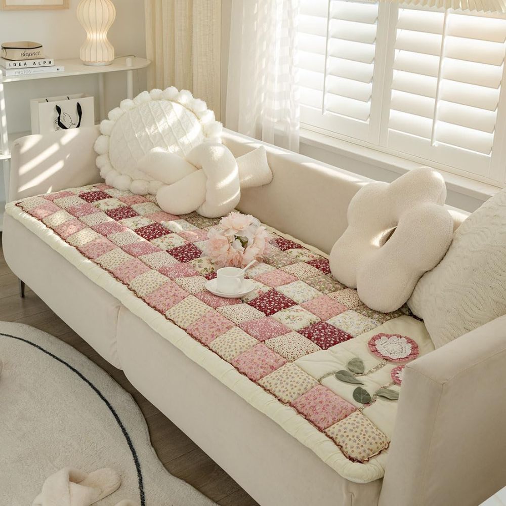 Gesteppter Sitzüberwurf mit Blumenmuster
