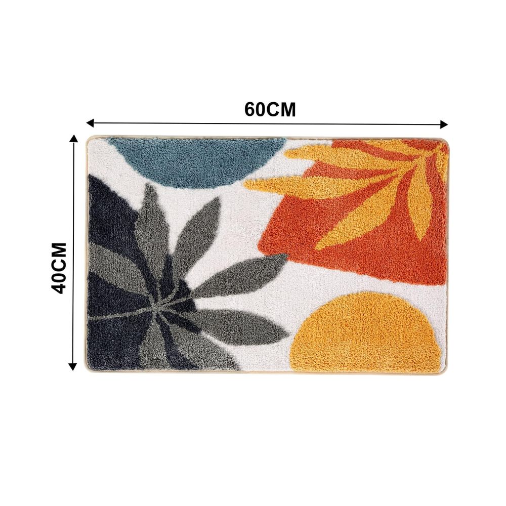 Badematte mit botanischem Muster