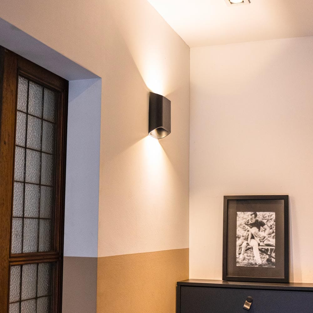 LED Up & Down Wandleuchte Schwarz – Moderne Innenbeleuchtung für Wohnzimmer, Flur & Schlafzimmer