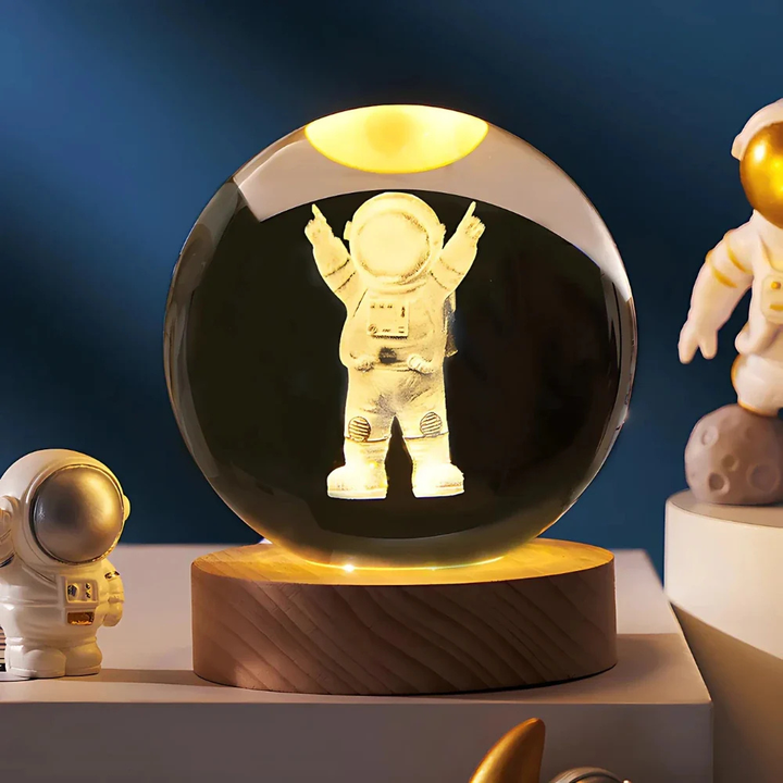 Celestara™ | 3D Kristall Planetenlampe Astronaut