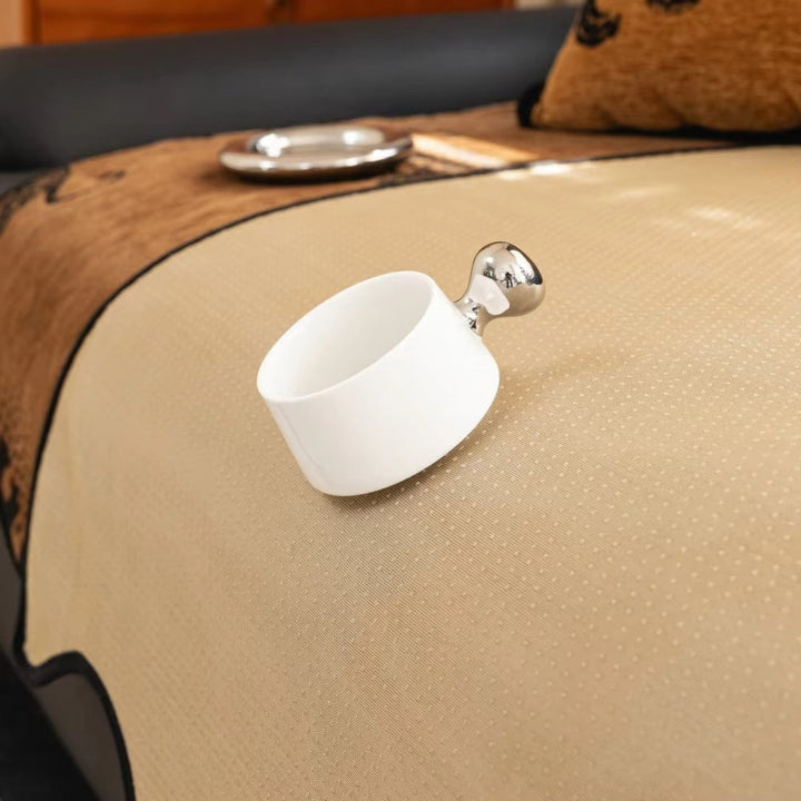 Sofawurf mit Löwenmuster und gewelltem Rand