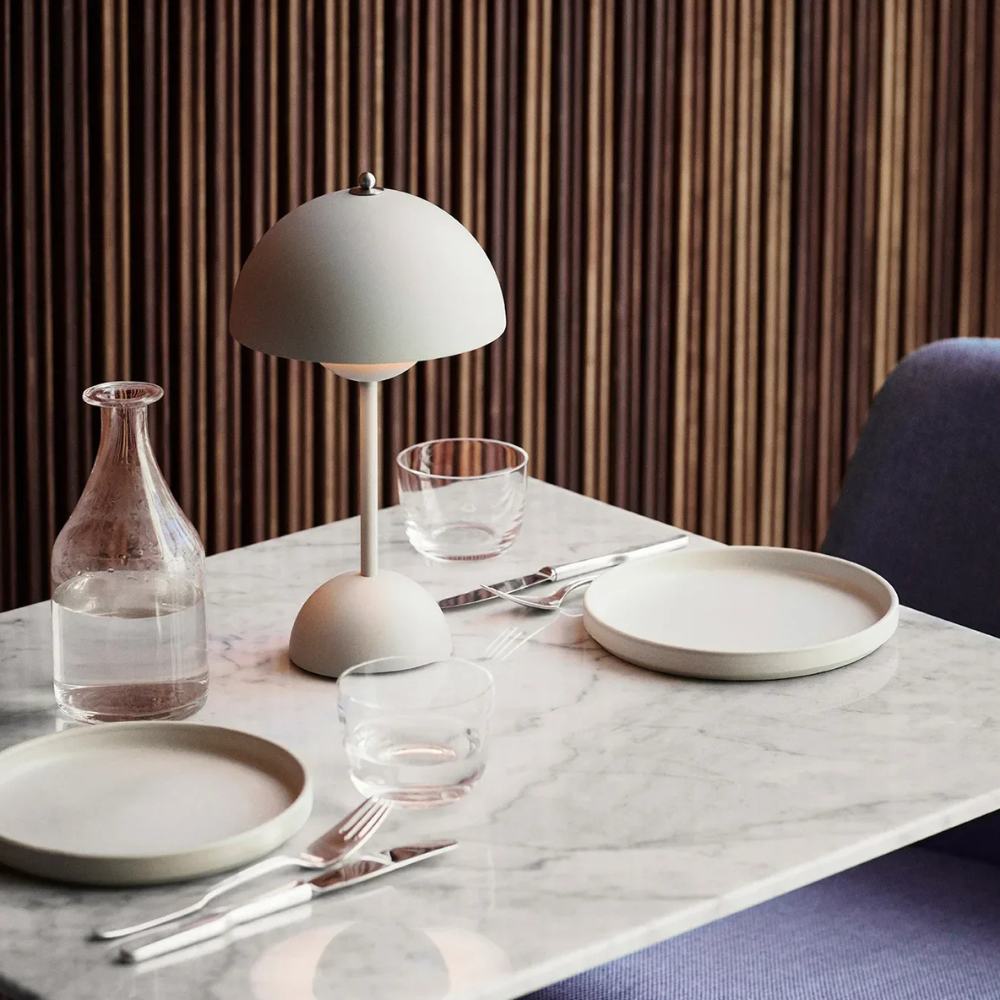 Nordévia™ | Retro Designer-Tischlampe Weiß