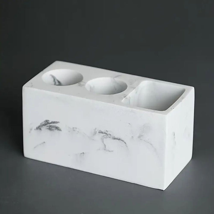 Zahnbürstenhalter aus Kunstharz