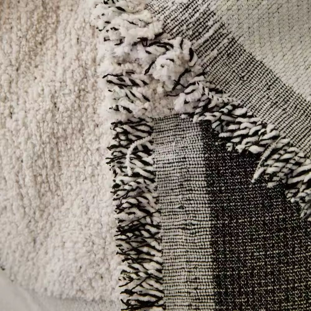 Chenille-Sofadecke mit abstrakten Formen