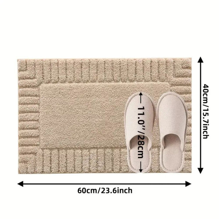 Minimalistische Badematte mit feinen Streifen