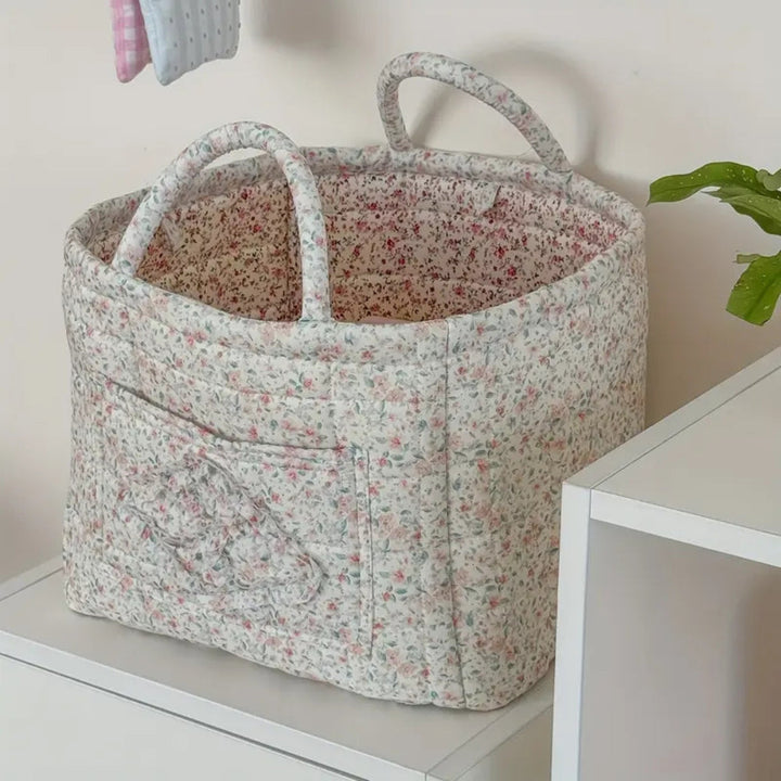 Gesteppter Aufbewahrungskorb mit Blumenmuster