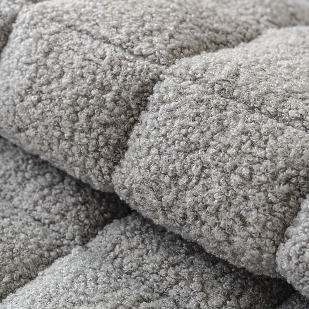 Sofadecke mit Karomuster in Bouclé-Optik
