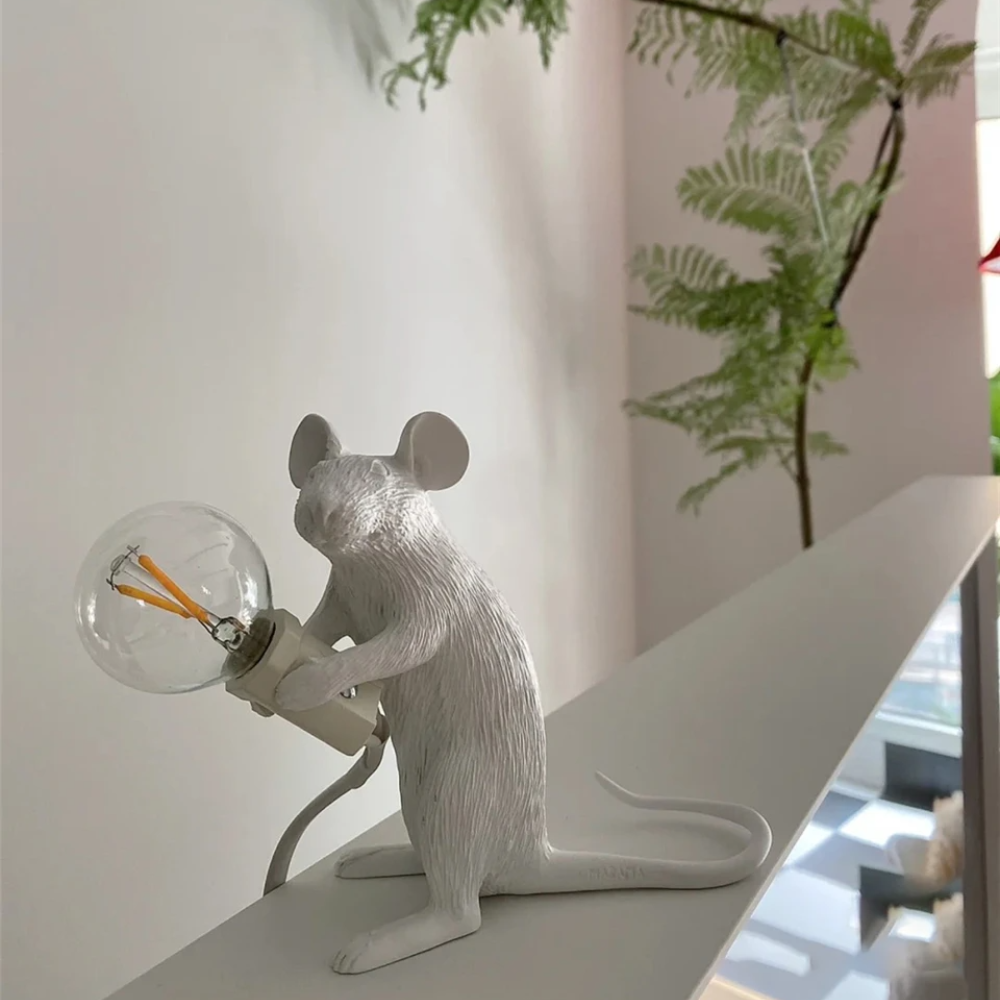 Mäuse Lampe Design – Moderne Tischlampe mit Mausfigur | Dekolampe für Wohnzimmer & Büro