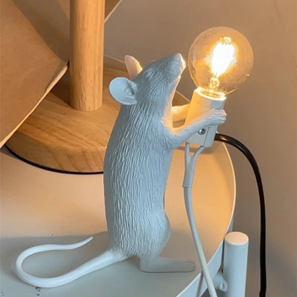 Mäuse Lampe Design – Moderne Tischlampe mit Mausfigur | Dekolampe für Wohnzimmer & Büro