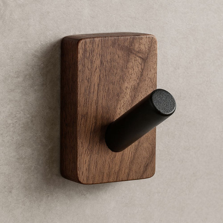 Holzhaken im Landhausstil
