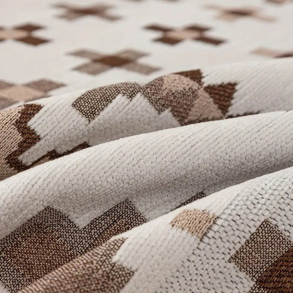 Chenille-Sofadecke mit Ethno-Muster