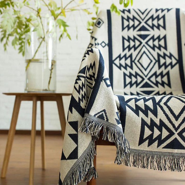 Wendbare Boho-Decke mit Labyrinthmuster
