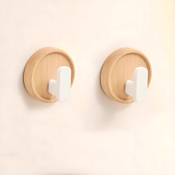 Minimalistischer Wandhaken aus massivem Nussbaum