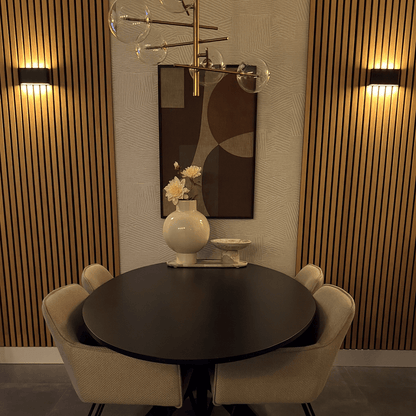 Kabellose LED Wandleuchte Innen – Dimmbar – Mit Fernbedienung – USB Aufladbar – 2700K Warmweiß – Schwarz Aluminium