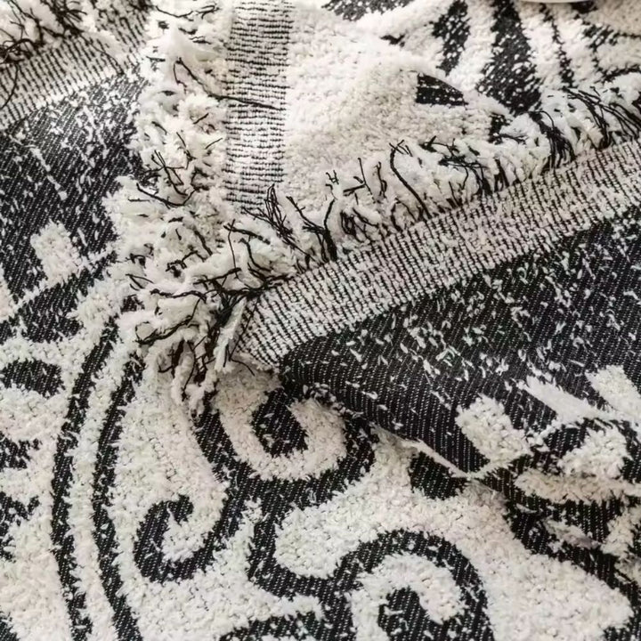 Jacquard-Sofadecke mit Ornamentmuster
