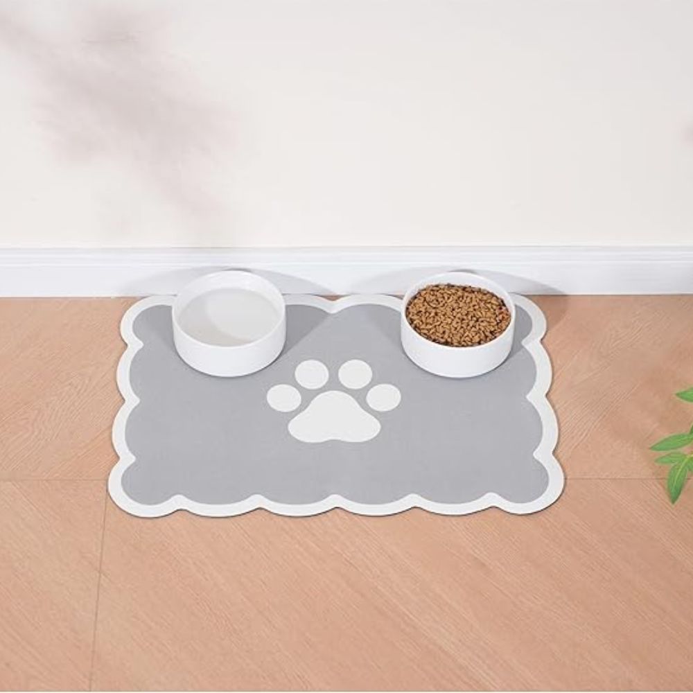 Gemusterte Futternapfmatte