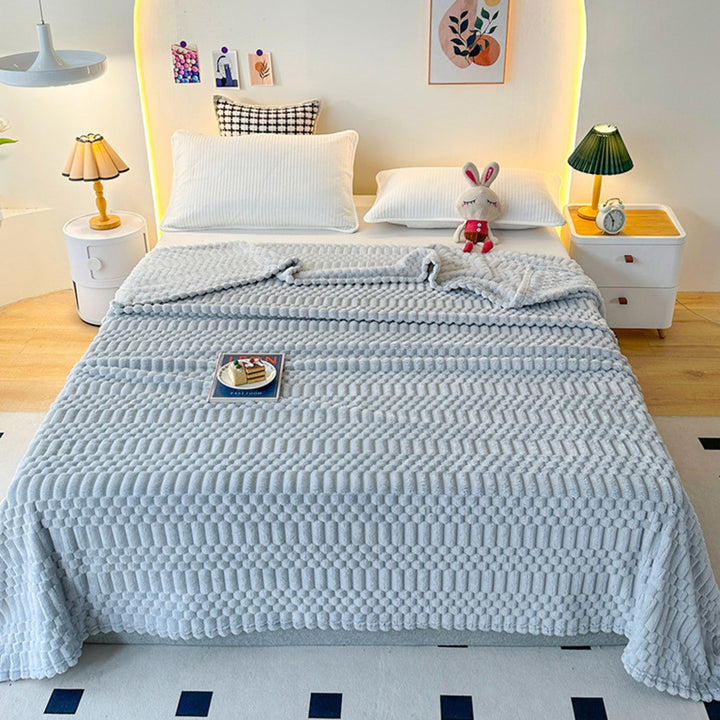 Kuscheldecke mit Reliefmuster
