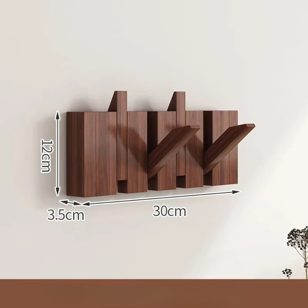 Klappbare Wandgarderobe in Klaviertasten-Optik