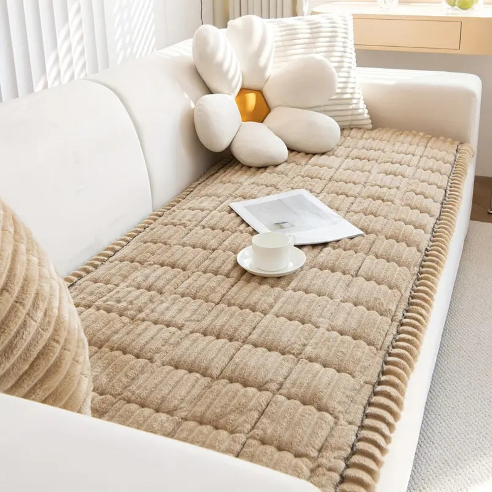 Sofadecke aus Flanell mit plissiertem Rand