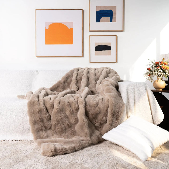 Besonders weiche Kunstfell-Decke