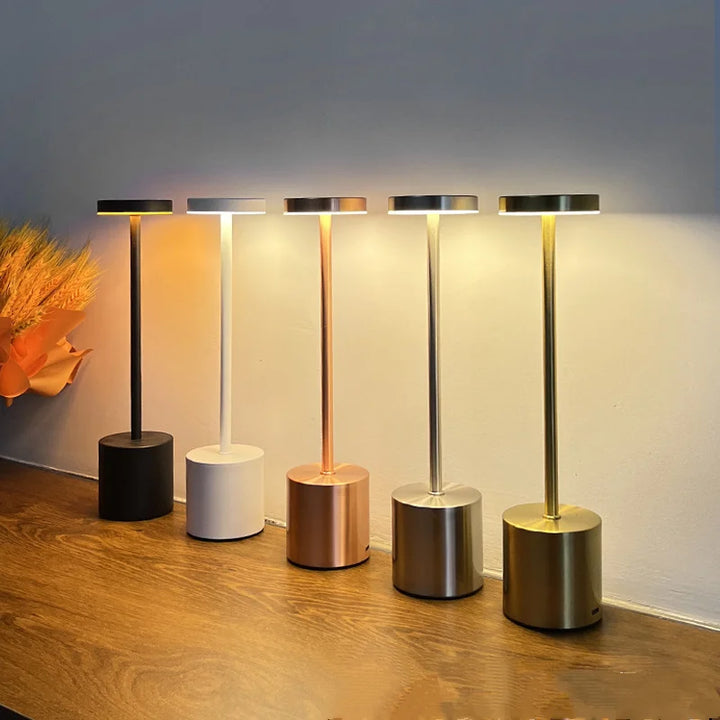 Lunovix™ | Kabellose LED-Design Tischlampe