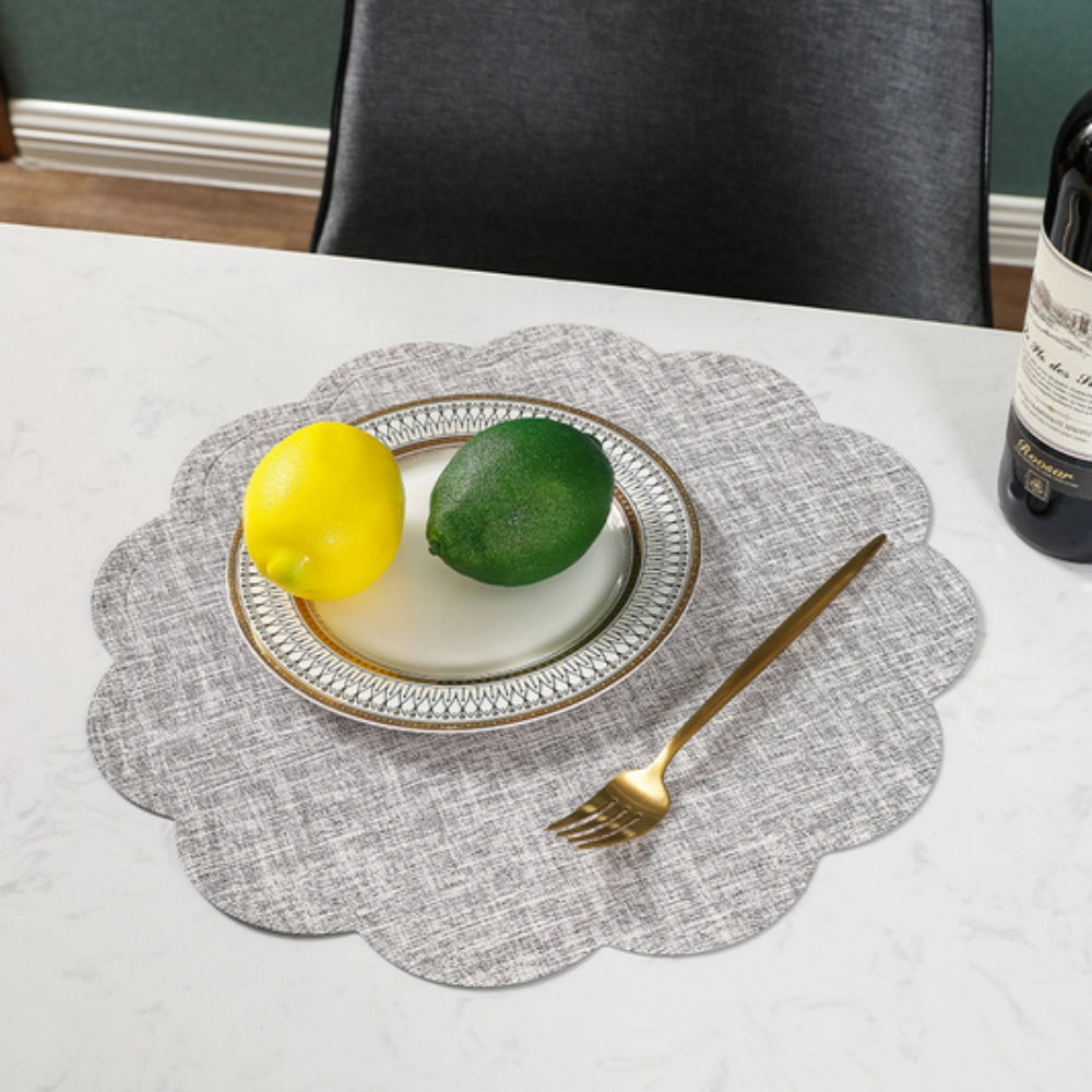 Platzset aus Kunstleder mit gewelltem Rand
