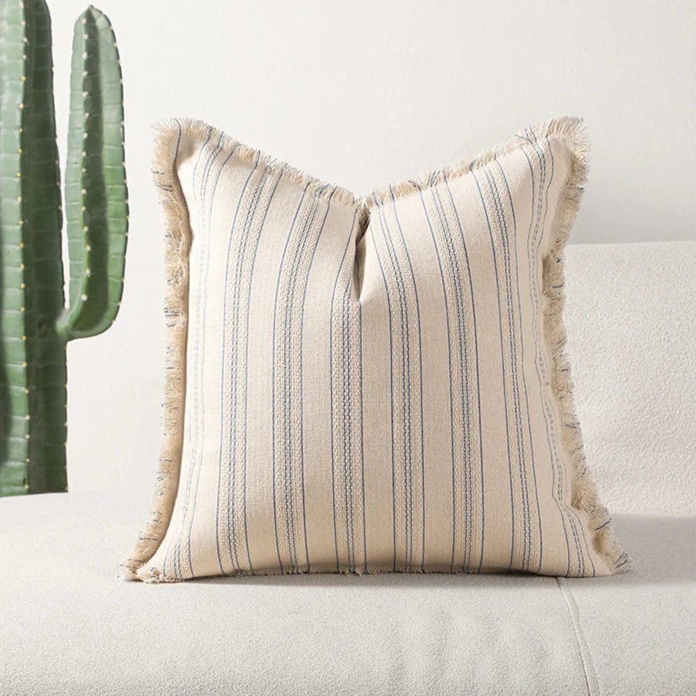 Jacquard-Kissenhülle mit Streifen und Fransen 45 x 45 cm