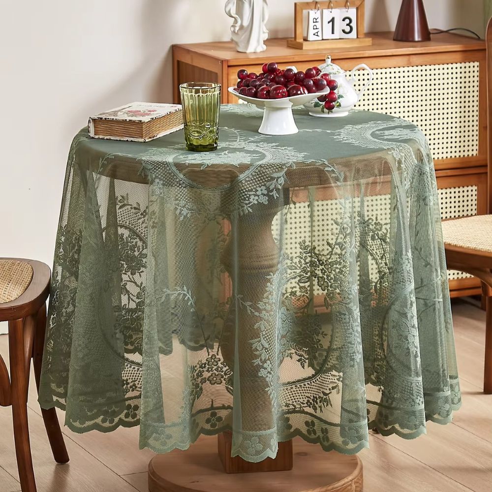 Runde Tischdecke aus Spitze mit floralem Muster