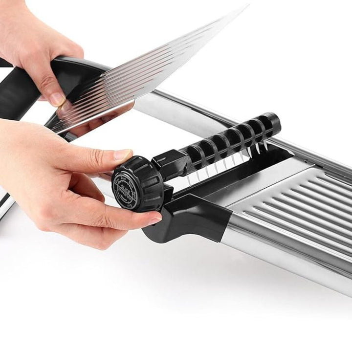 Mandoline mit einstellbarer Schnittstärke von 1 bis 9 mm