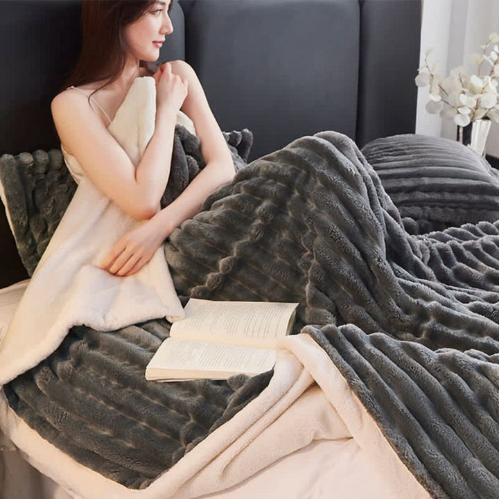 Wendedecke aus Kunstfell und Fleece