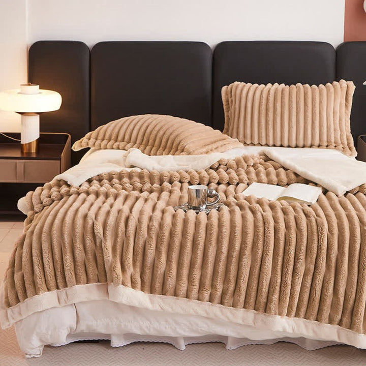 Wendedecke aus Kunstfell und Fleece